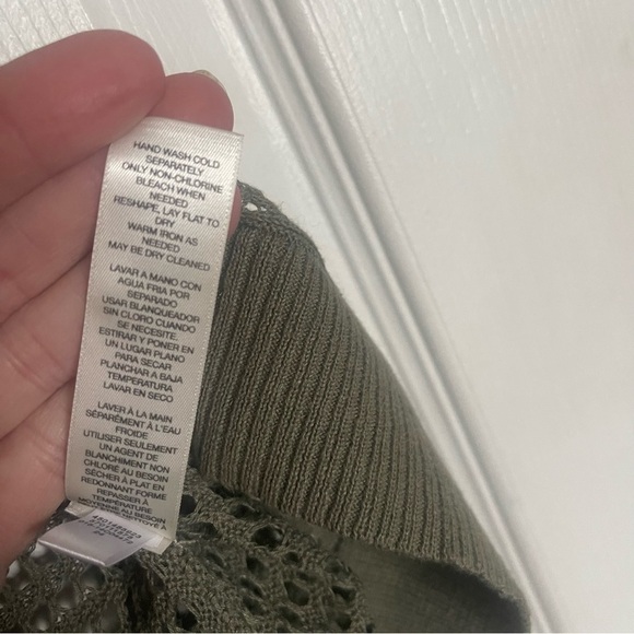 Chico's Mesh Top Army Green Size 1 - Picture 4 of 8